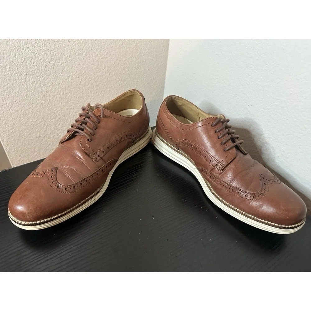 Size 9 - Cole Haan Men's Dress Shoes Brown Leather Wingtip Oxford C26471
